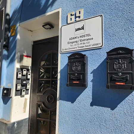 Adam'S Hostel - Self Check-In & Only Private Rooms ดุสเซลดอร์ฟ ภายนอก รูปภาพ